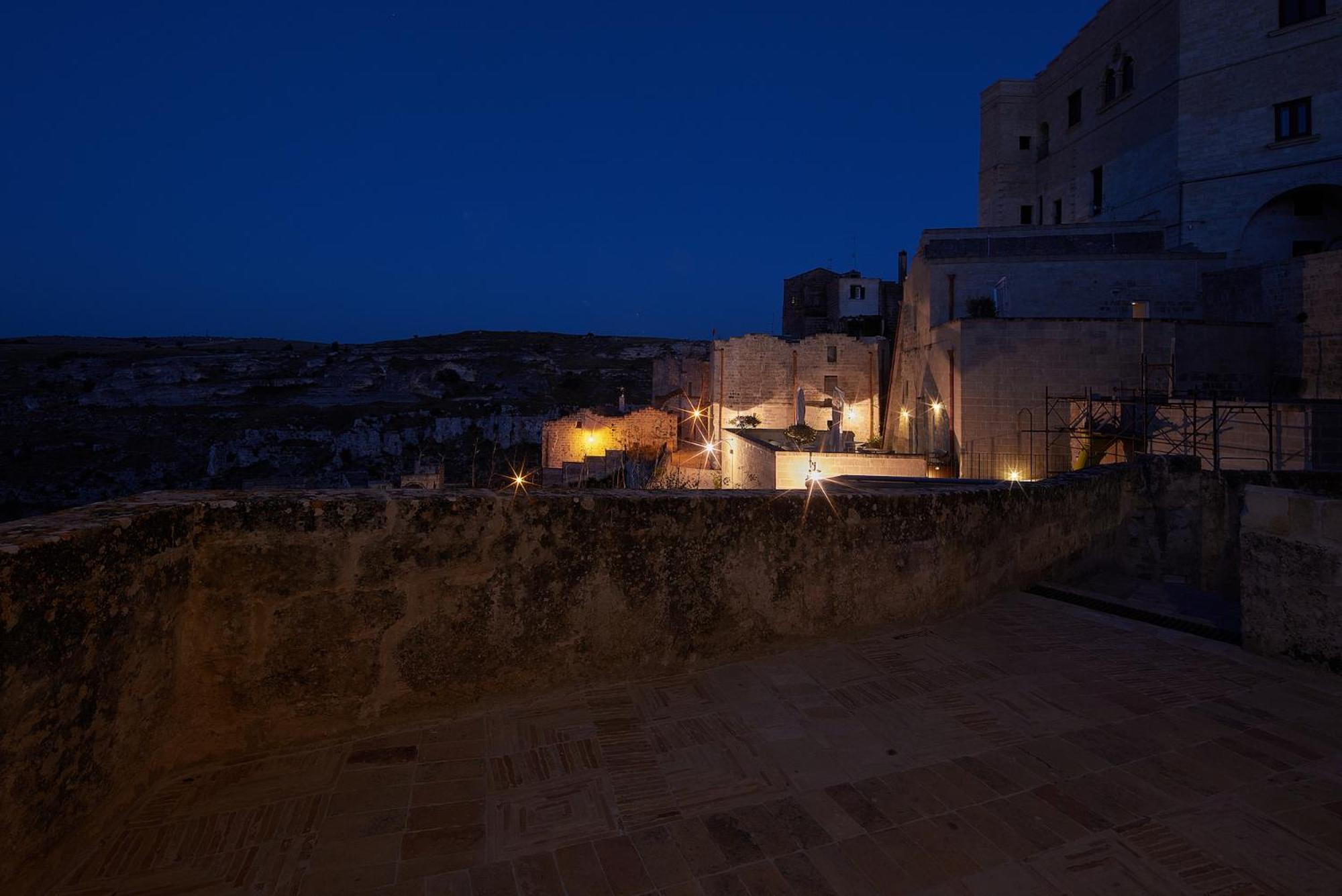 Sextantio Le Grotte Della Civita Matera Esterno foto