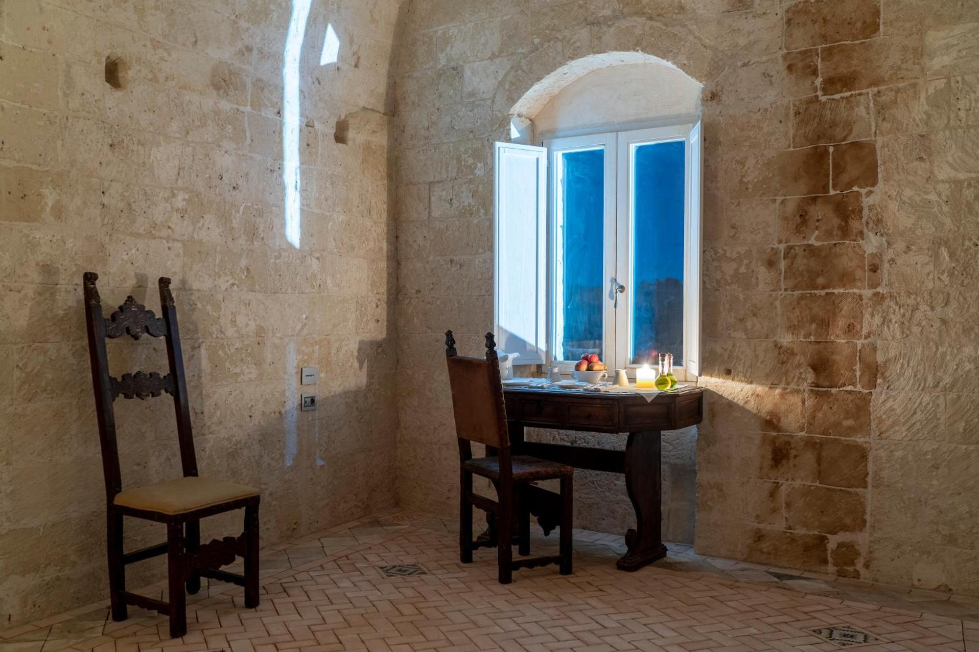 Sextantio Le Grotte Della Civita Matera Camera foto